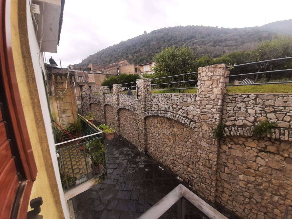 Casa indipendente a Pago del vallo di lauro in via Italo Balbo Snc - Foto 2