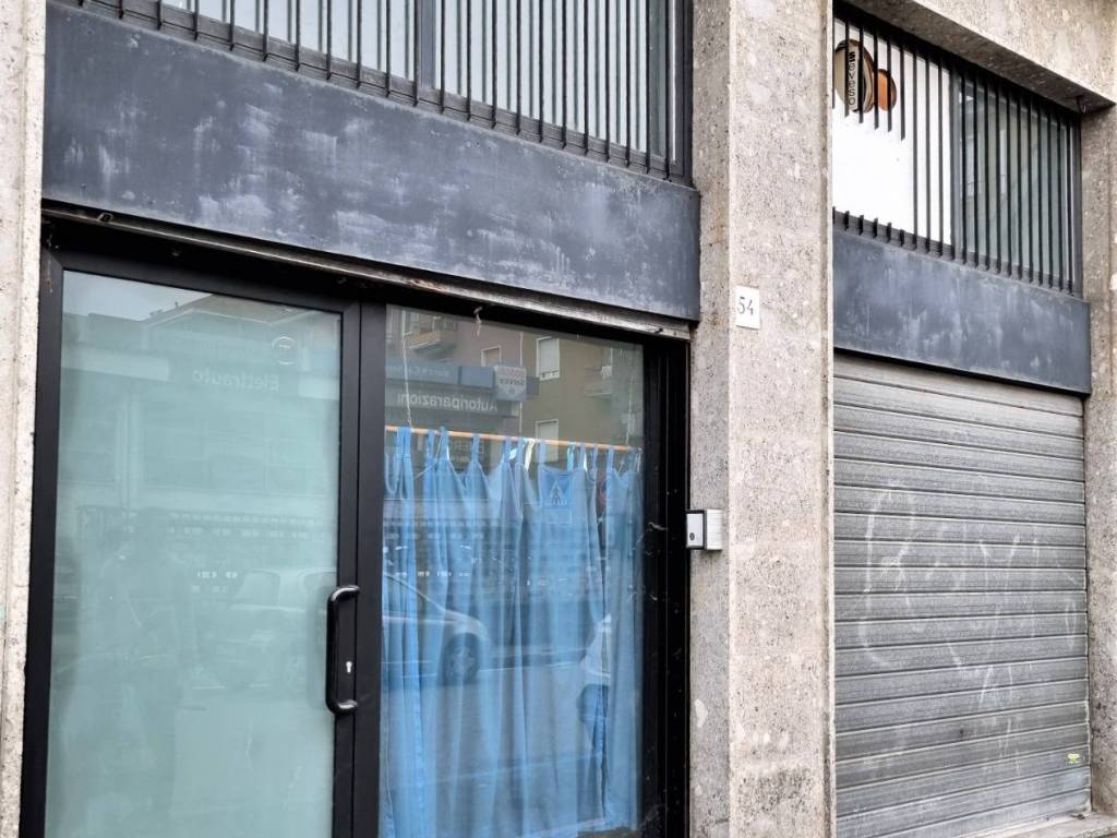 Immobile a Vimodrone in Negozio Via Gramsci, 54 - Foto 2