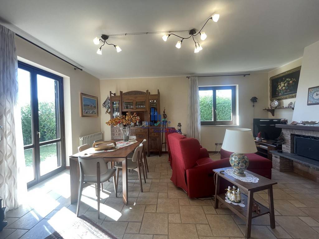 Villa a Mascalucia in Via del Bosco - Foto 4