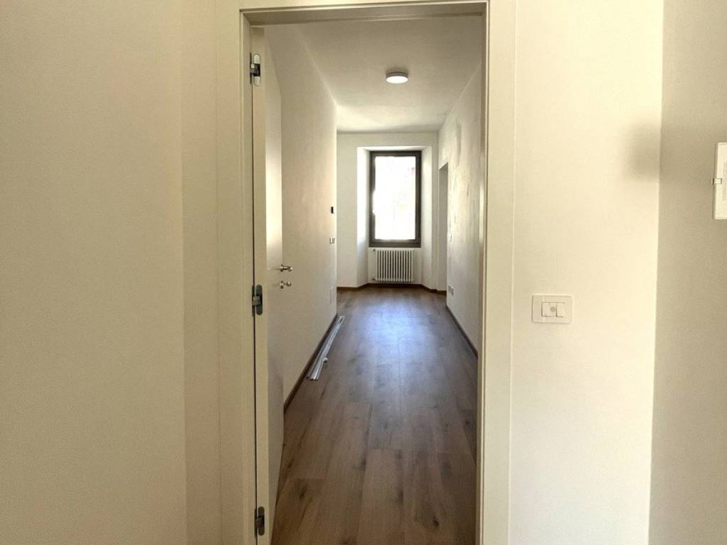 Appartamento a Centro valle intelvi in Piazza La Torre, 16 - Foto 2