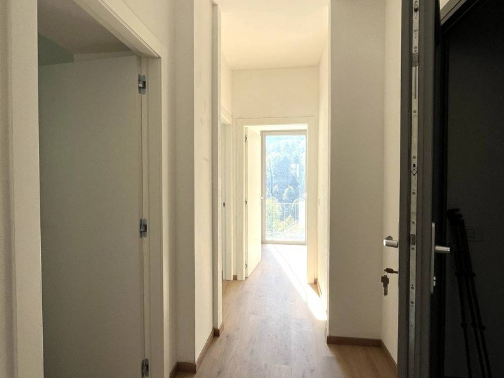 Appartamento a Centro valle intelvi in Piazza La Torre, 16 - Foto 3