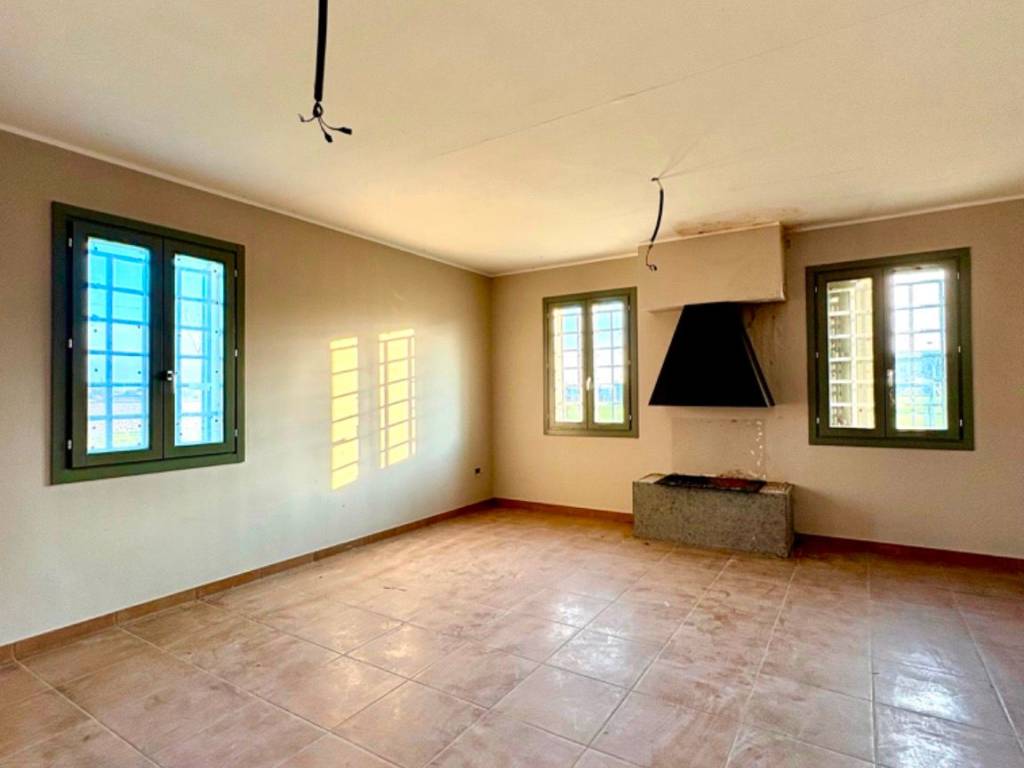 Villa a San felice sul panaro in Via Galeazza - Foto 4
