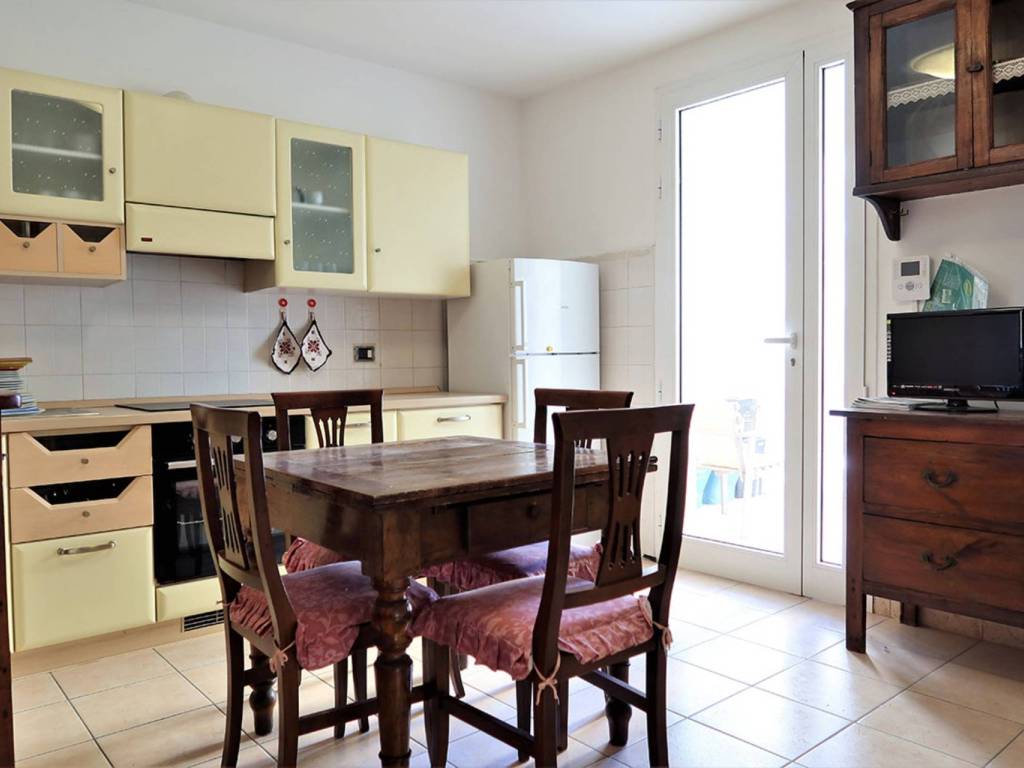 Appartamento a Cervia in Lungomare Grazia Deledda, 48 - Foto 2