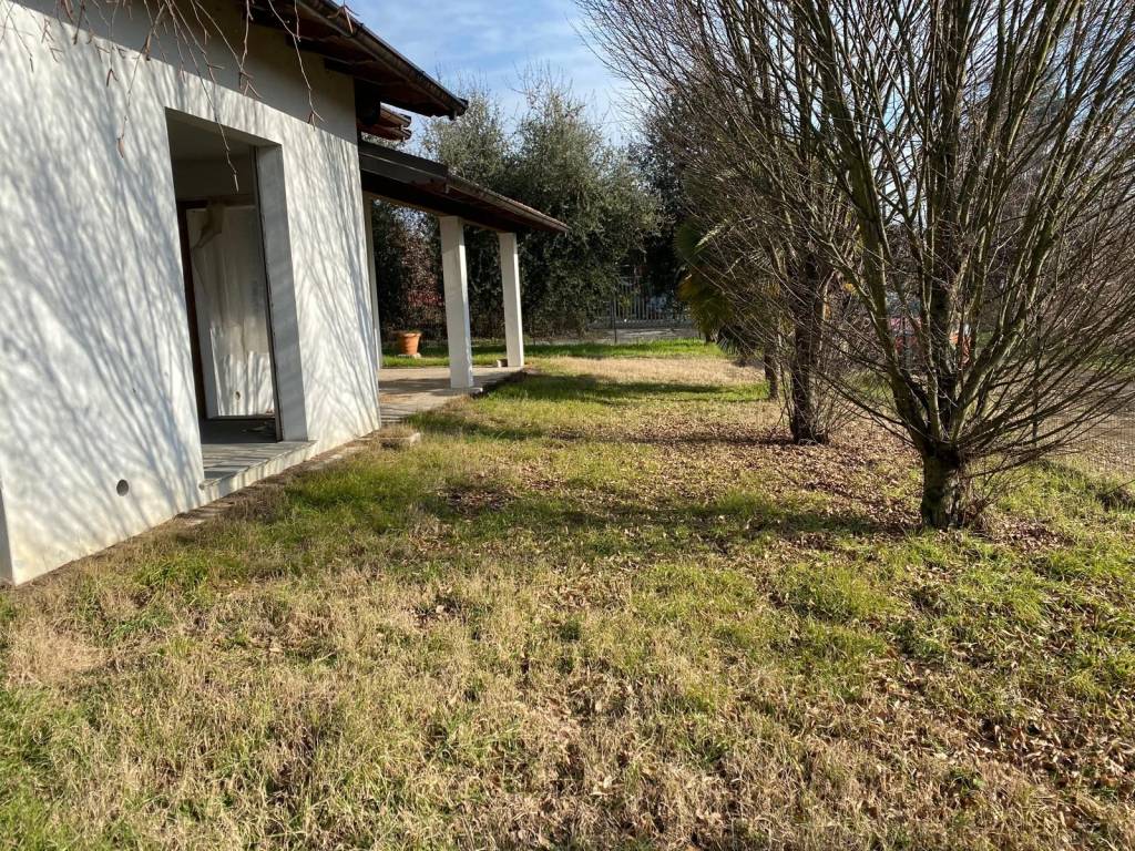 Villa a Vigevano in Via Vecchia per Gambolò, 70 - Foto 2