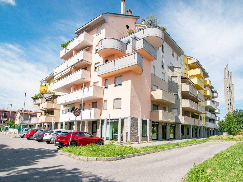 Appartamento a Lodi in Piazza Piero Gobetti - Foto 2