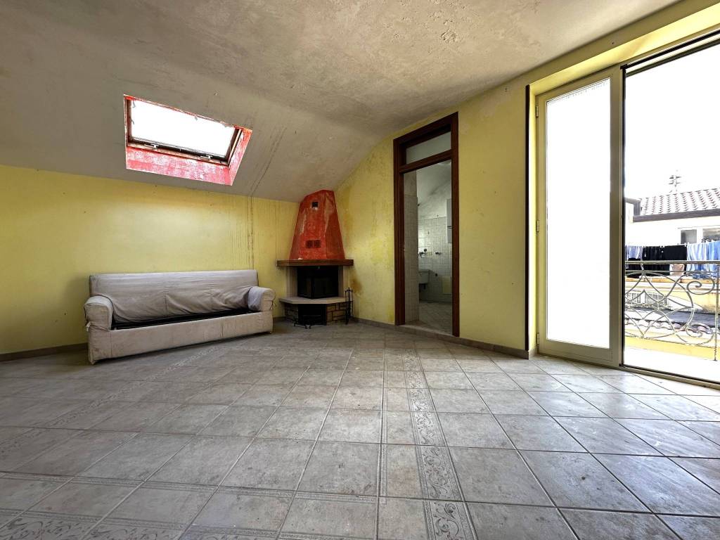 Appartamento a Maddaloni in Via Ponte Carolino, 281 - Foto 2
