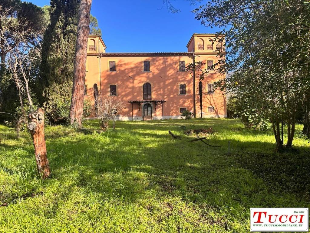 Villa a Uzzano in Via di Quarrata - Foto 2