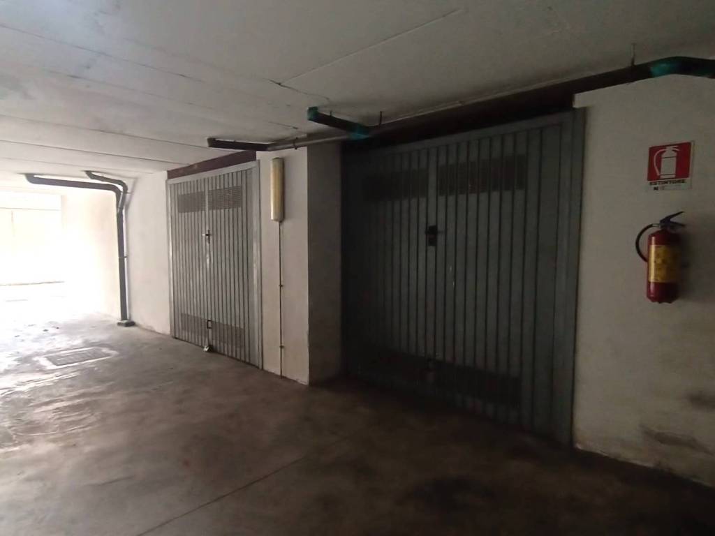 Box / garage a Prato in Via Aspromonte - Foto 4