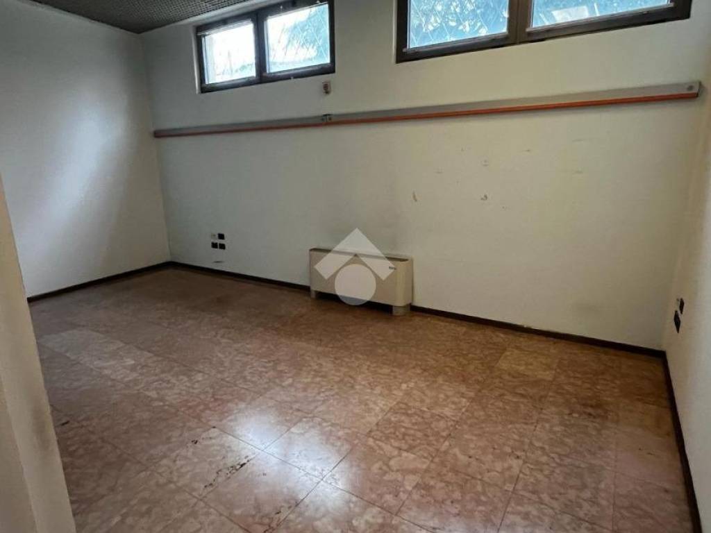 Appartamento a Selvazzano dentro in Via Scapacchiò, 59 - Foto 4
