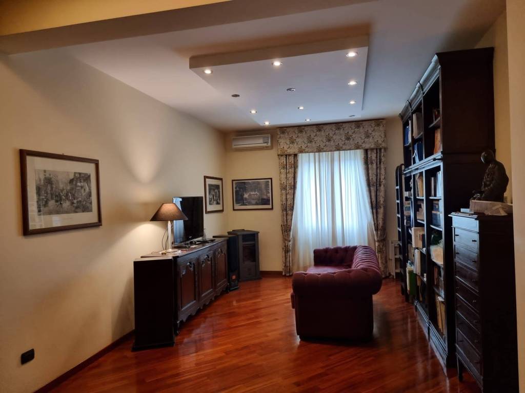 Appartamento a Caserta in Via Roma - Foto 5