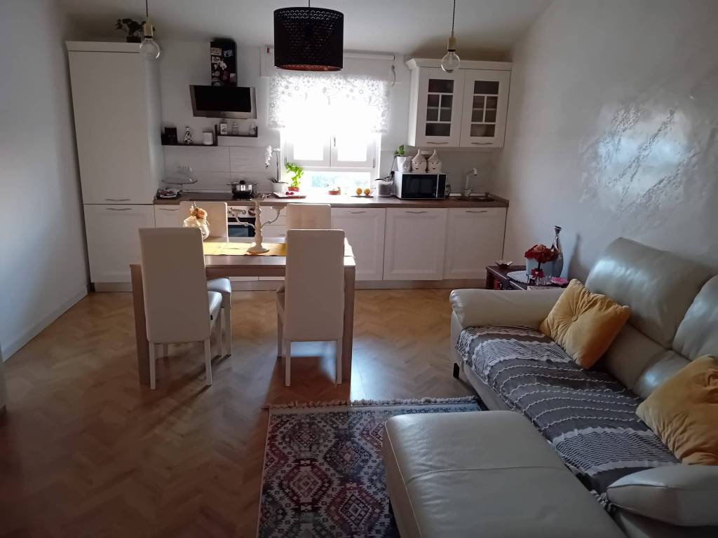 Appartamento a Albano laziale in Via dei Tulipani - Foto 2