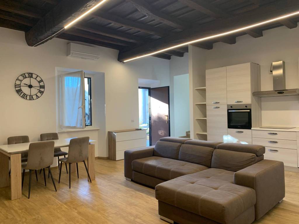 Appartamento a Como in Via Lazzago, 11 - Foto 3