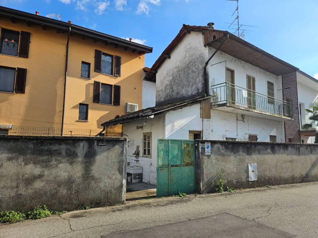 Casa indipendente a Galliate in Via Quintino Sella, 25 - Foto 3