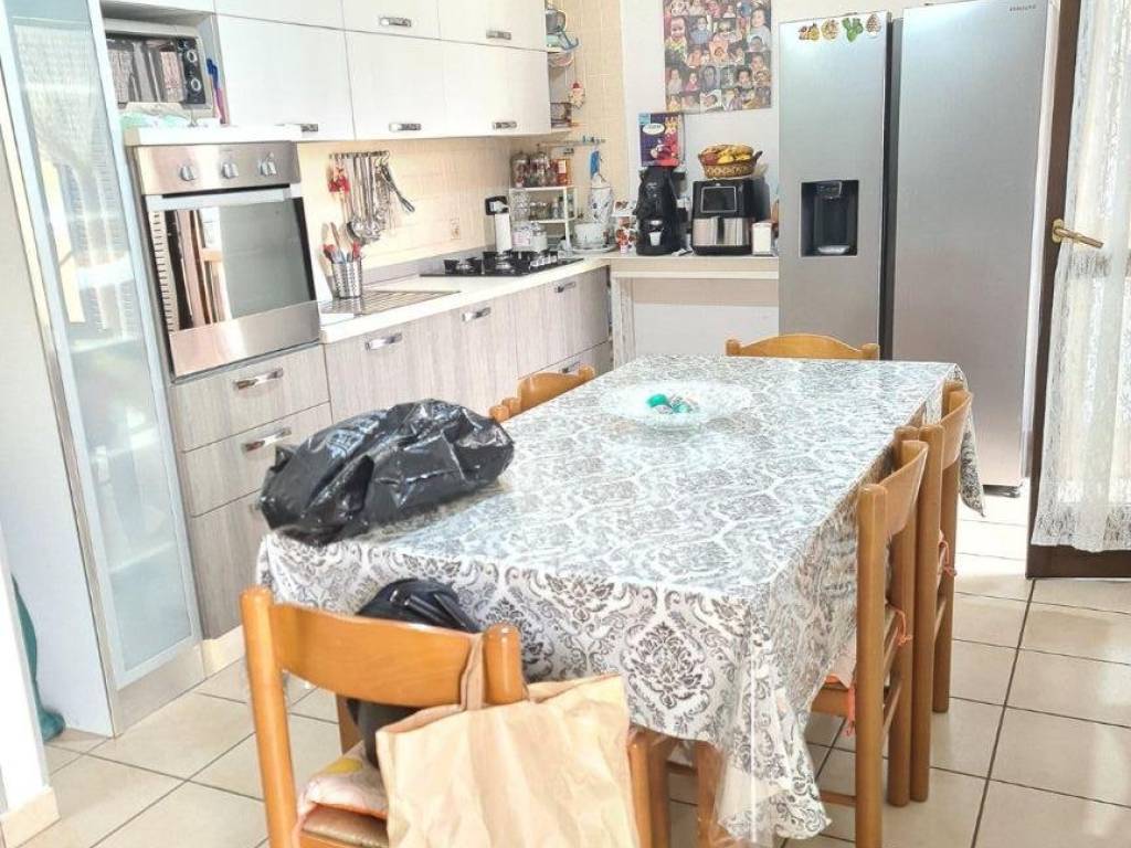 Appartamento a Maddaloni in Via Statale Appia, 213 - Foto 2