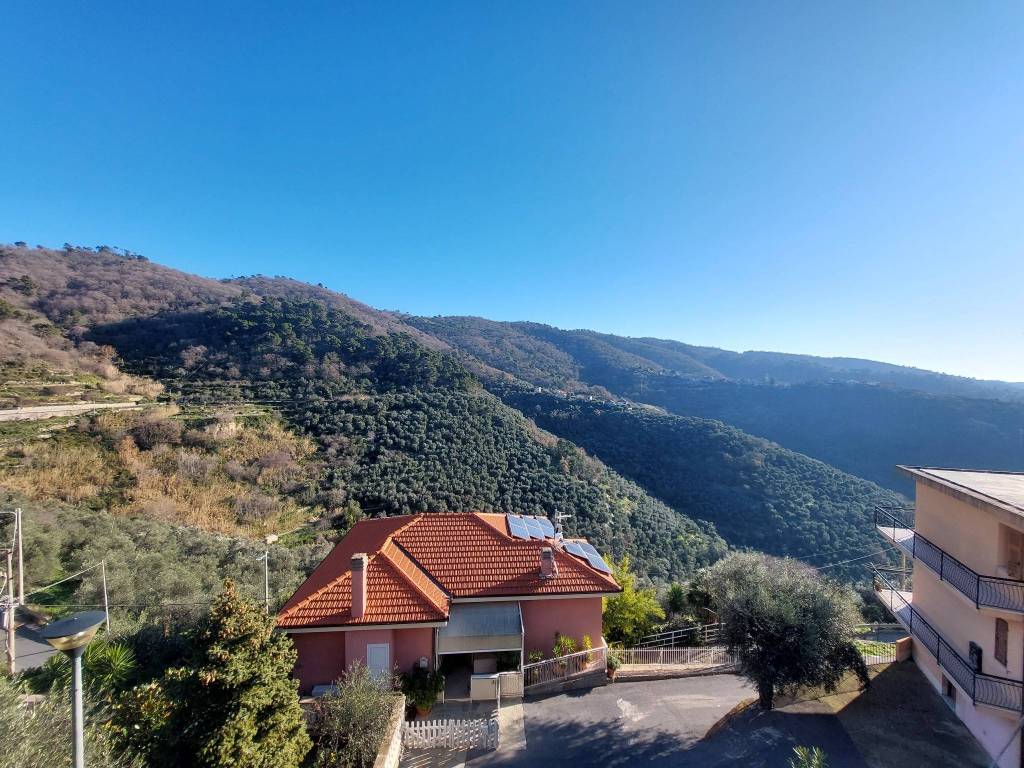 Appartamento a Villa faraldi in Via Coniugi Morchio - Foto 2