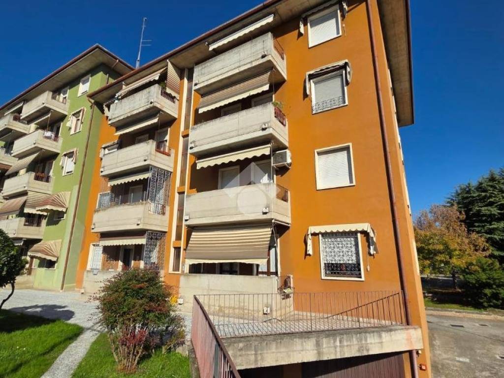 Appartamento a San giovanni lupatoto in Via I Maggio, 10 - Foto 2