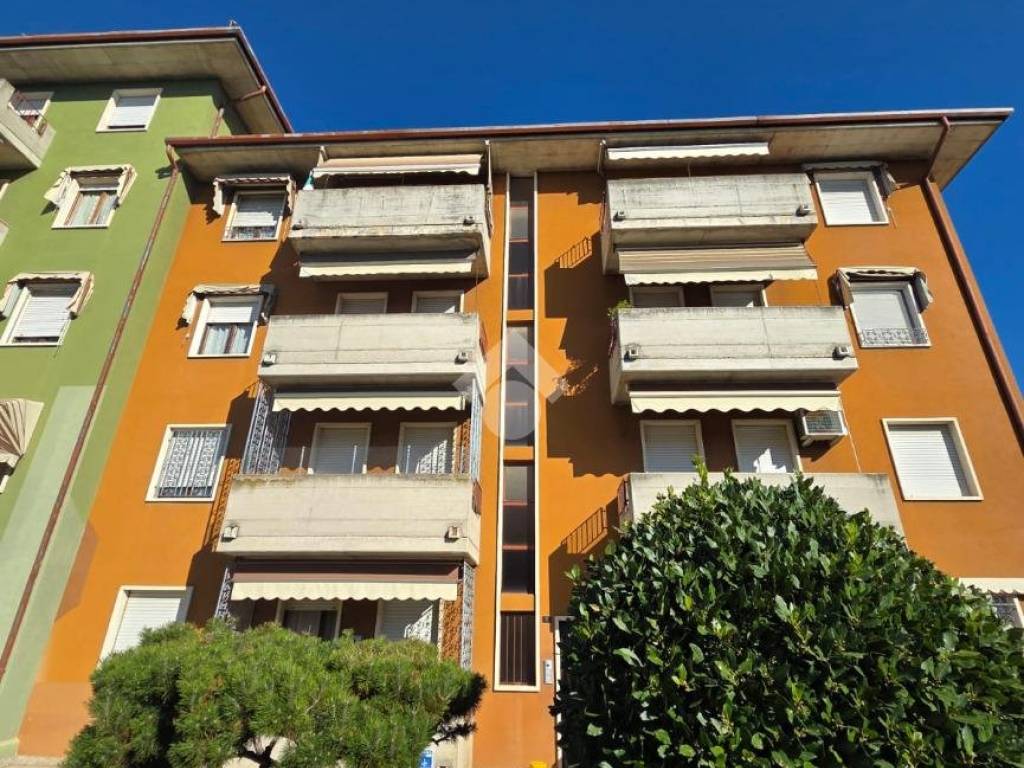 Appartamento a San giovanni lupatoto in Via I Maggio, 10 - Foto 3