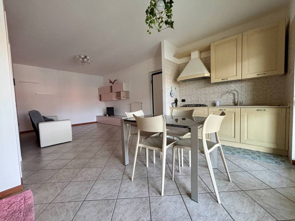 Appartamento a Asti in Via Giovanni Gerbi, 27 - Foto 3