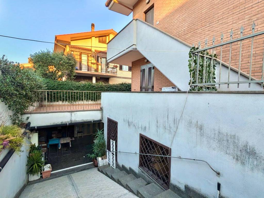 Appartamento a Ciampino in Via Lucrezia Romana - Foto 2
