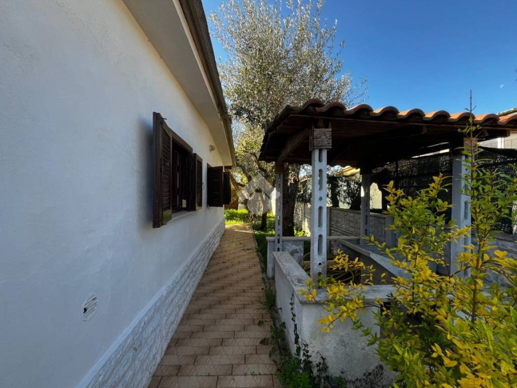 Villa a Nettuno in Via Mirabella - Foto 4