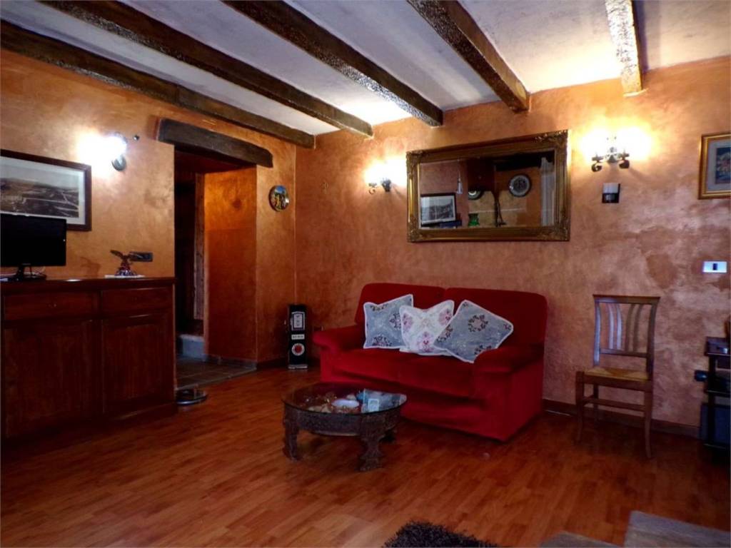 Villa a Gualdo tadino in Via delle Conce s.n.c - Foto 2