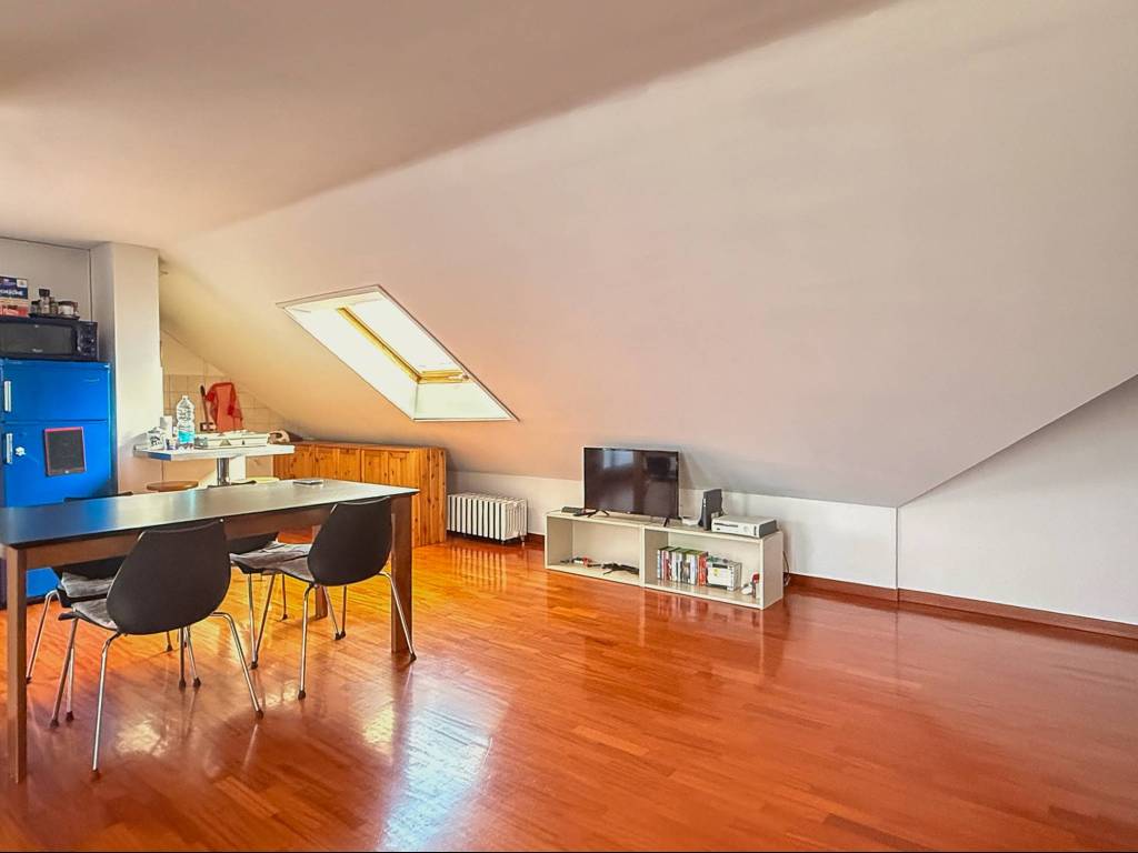 Attico / mansarda a Bovisio-masciago in Via Bertacciola, 74 - Foto 4