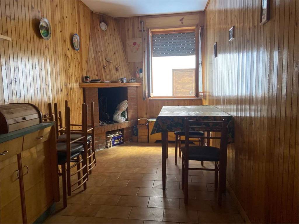 Casa indipendente a Costacciaro in Via Giuseppe Garibaldi, 42 - Foto 2