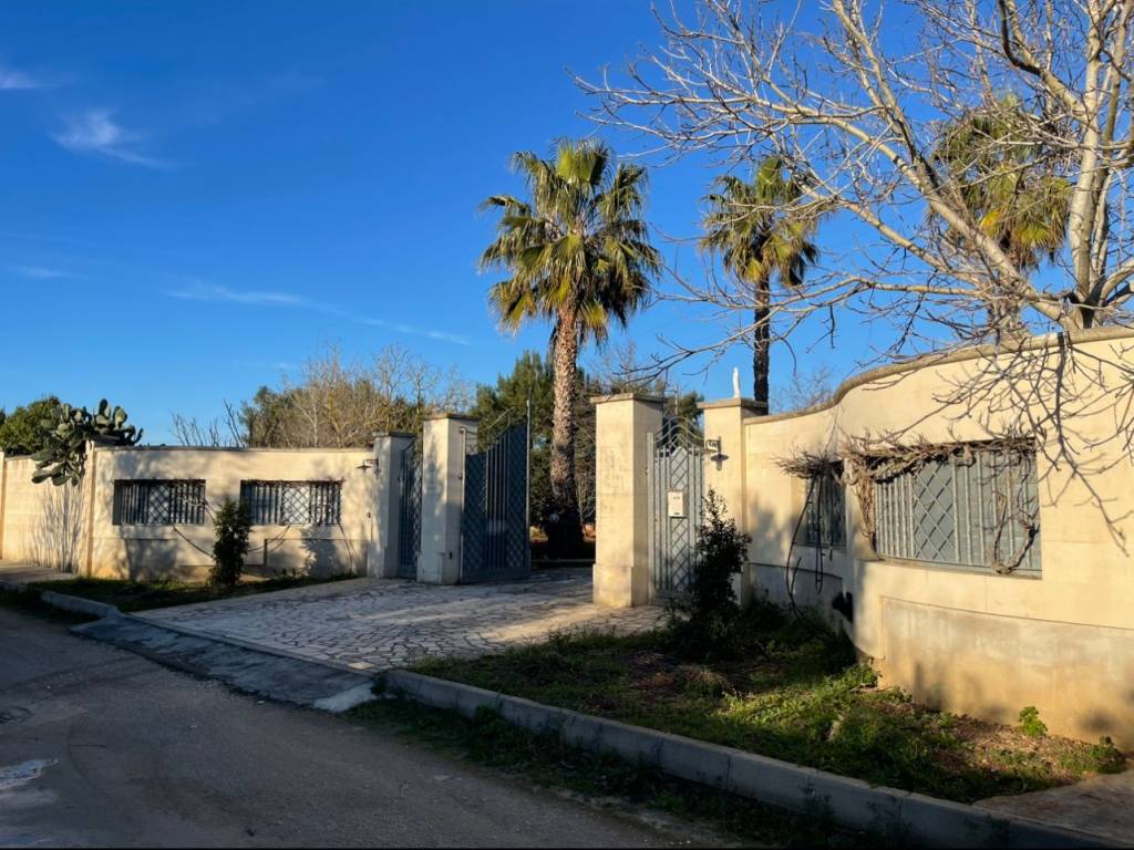 Villa a Arnesano in Via Geremia Re, 6 - Foto 2