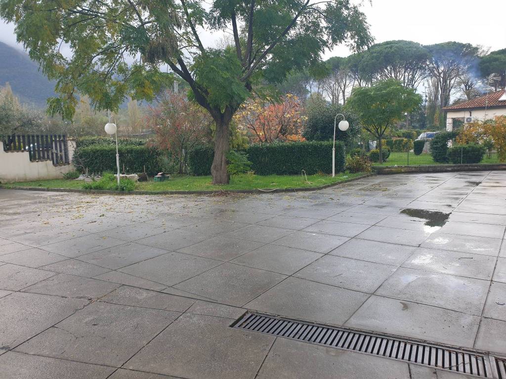 Villa a Ceccano in Via Cardegna - Foto 2