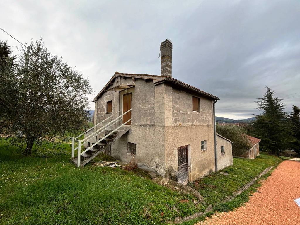 Rustico / casale a Matelica - Foto 2
