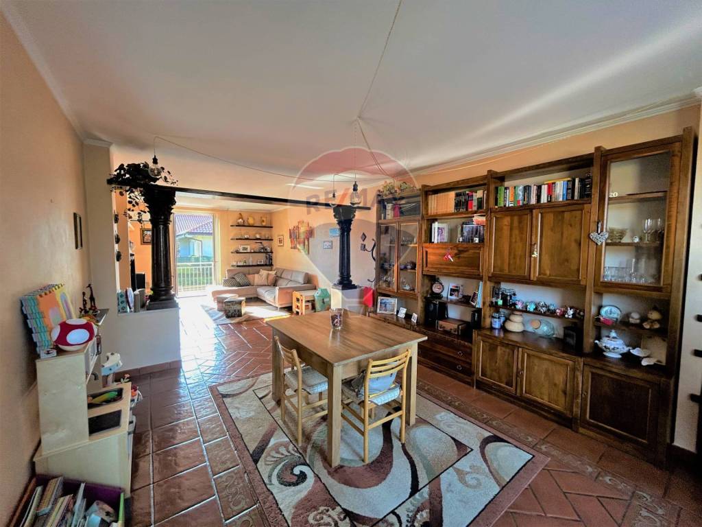 Villetta a schiera a Samarate in Via Leonardo da Vinci, 209 - Foto 2