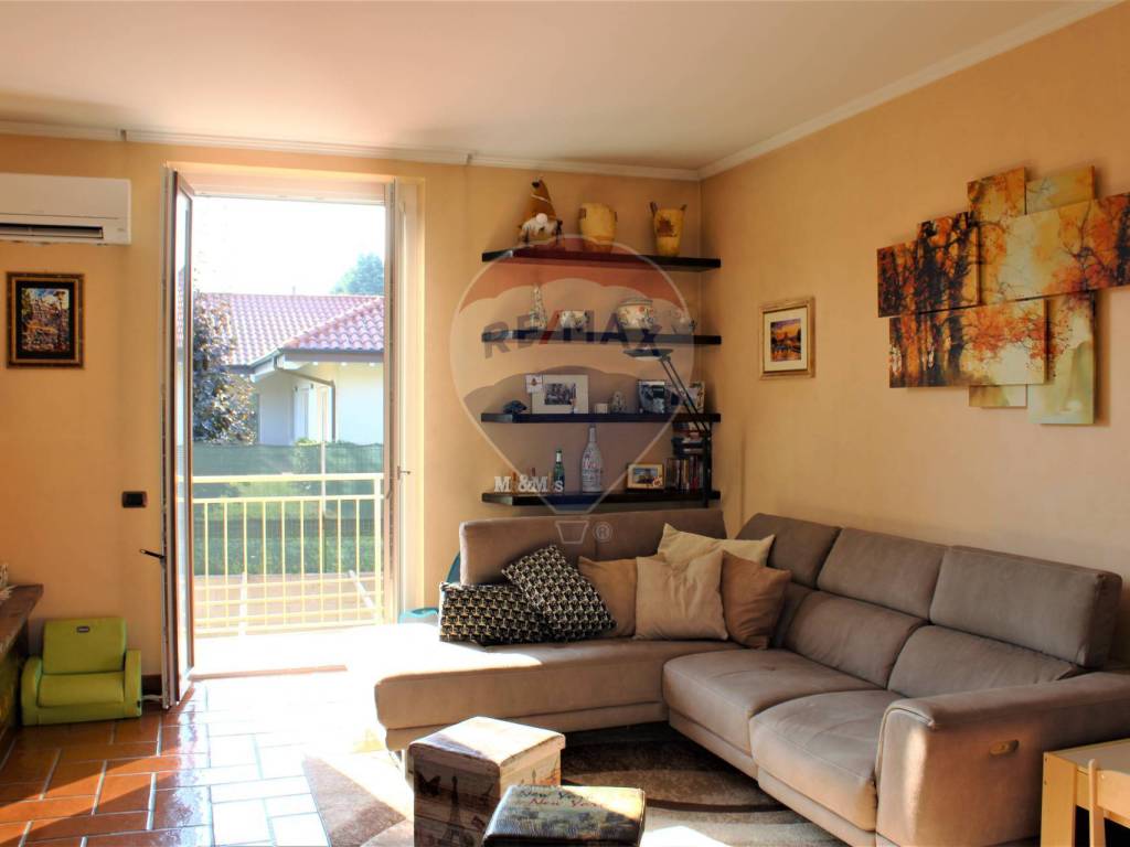 Villetta a schiera a Samarate in Via Leonardo da Vinci, 209 - Foto 4