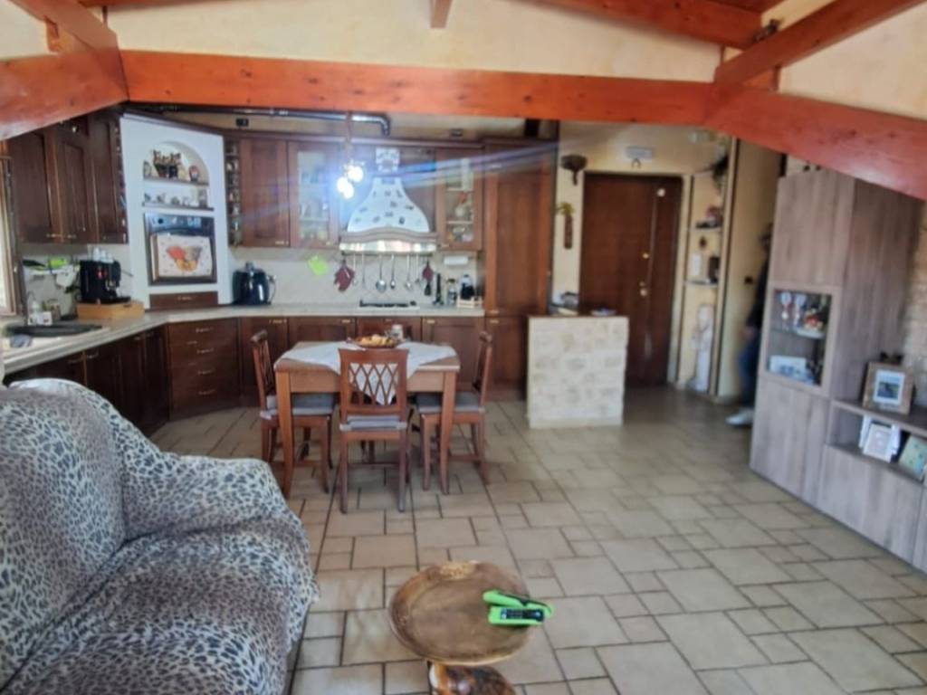 Appartamento a Bellizzi in Via Vittorio Veneto - Foto 2