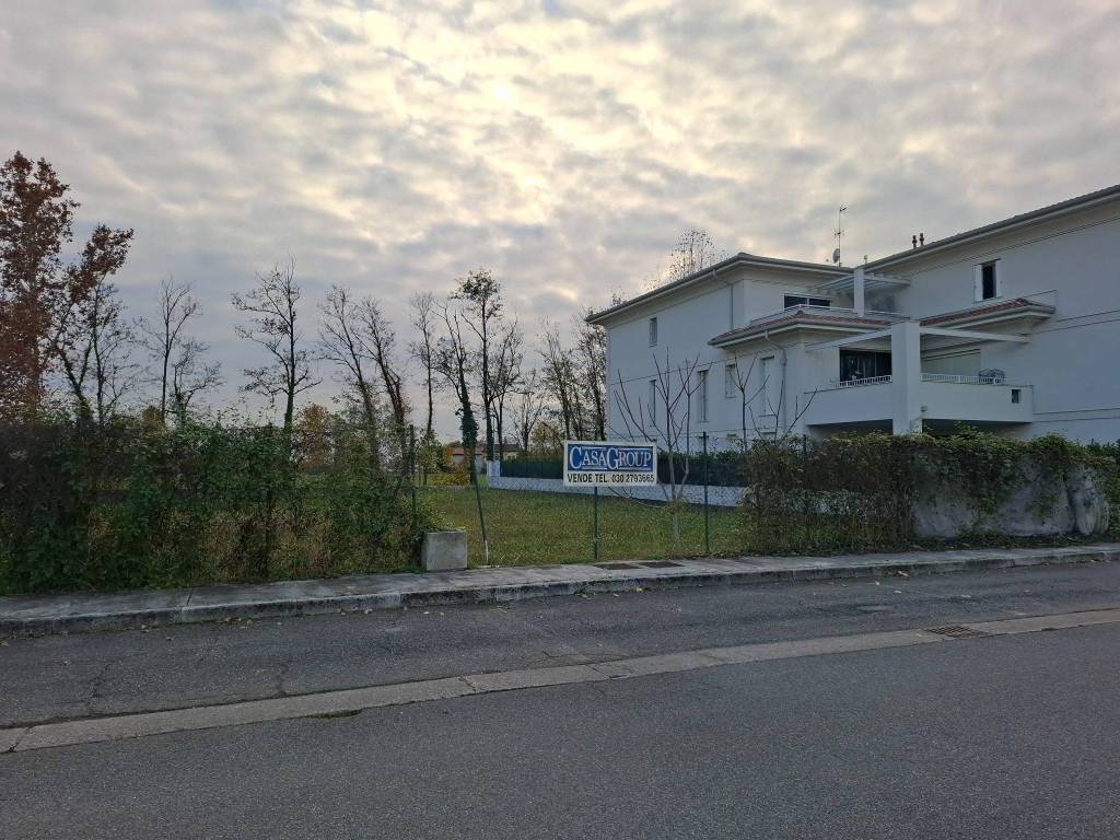 Terreno a Rezzato in Via Giovanni Falcone - Foto 3