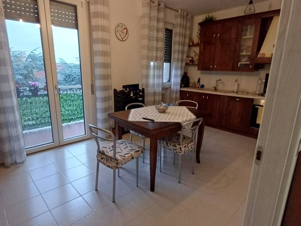 Appartamento a Cavezzo in Via Concordia - Foto 4