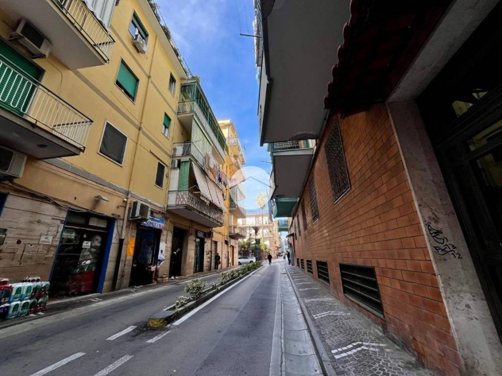 Appartamento a Portici in Via Libertà IV Traversa Destra, 3 - Foto 2