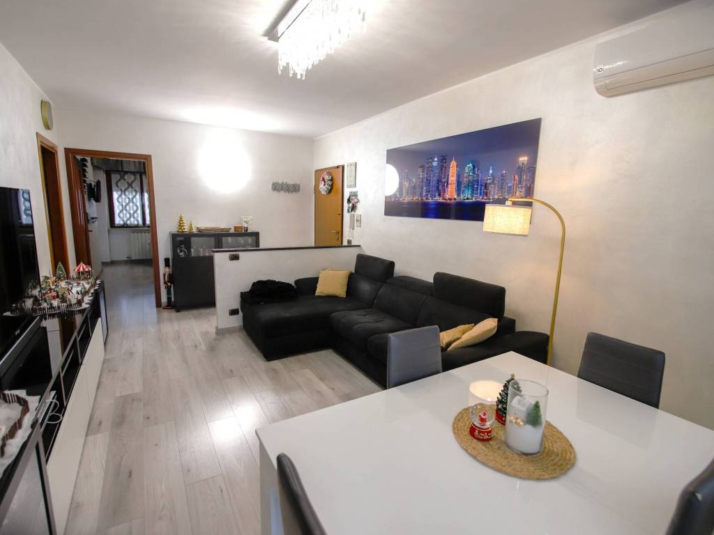 Appartamento a Borgaro torinese in Via Antonio Gramsci, 69 - Foto 3