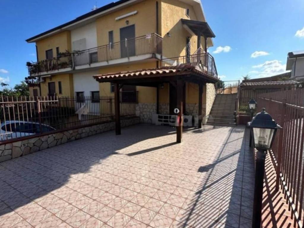 Villa a Scalea in Via Paolo Borsellino - Foto 3