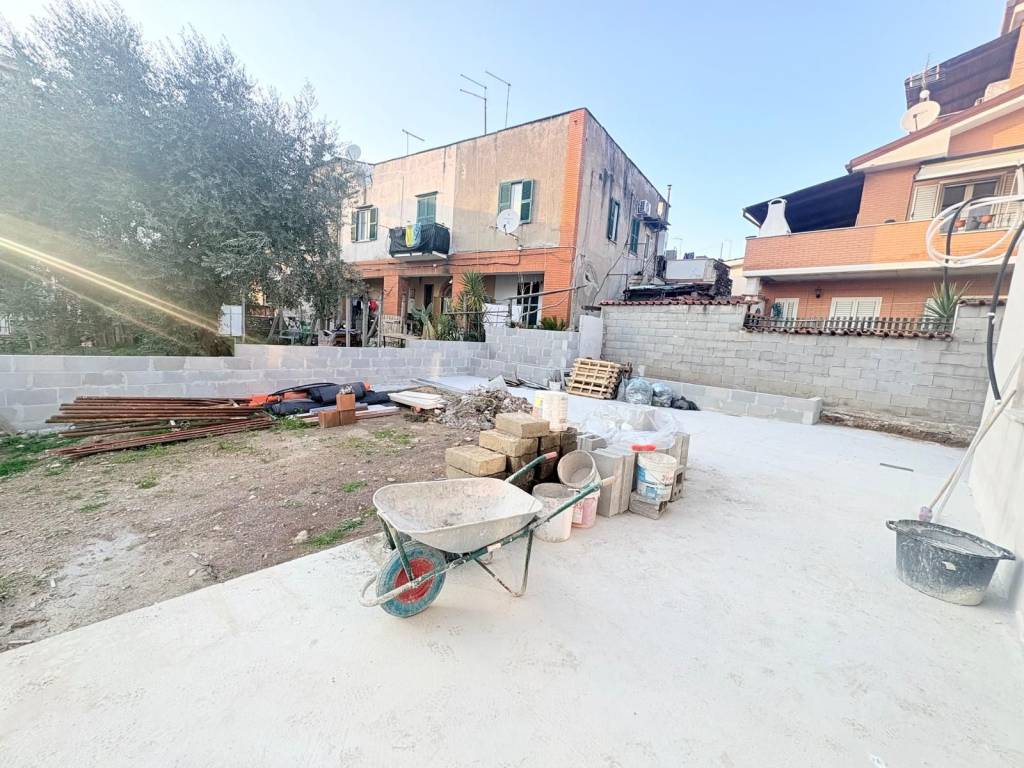 Casa indipendente a Guidonia montecelio in Via Calabria, 27 - Foto 5