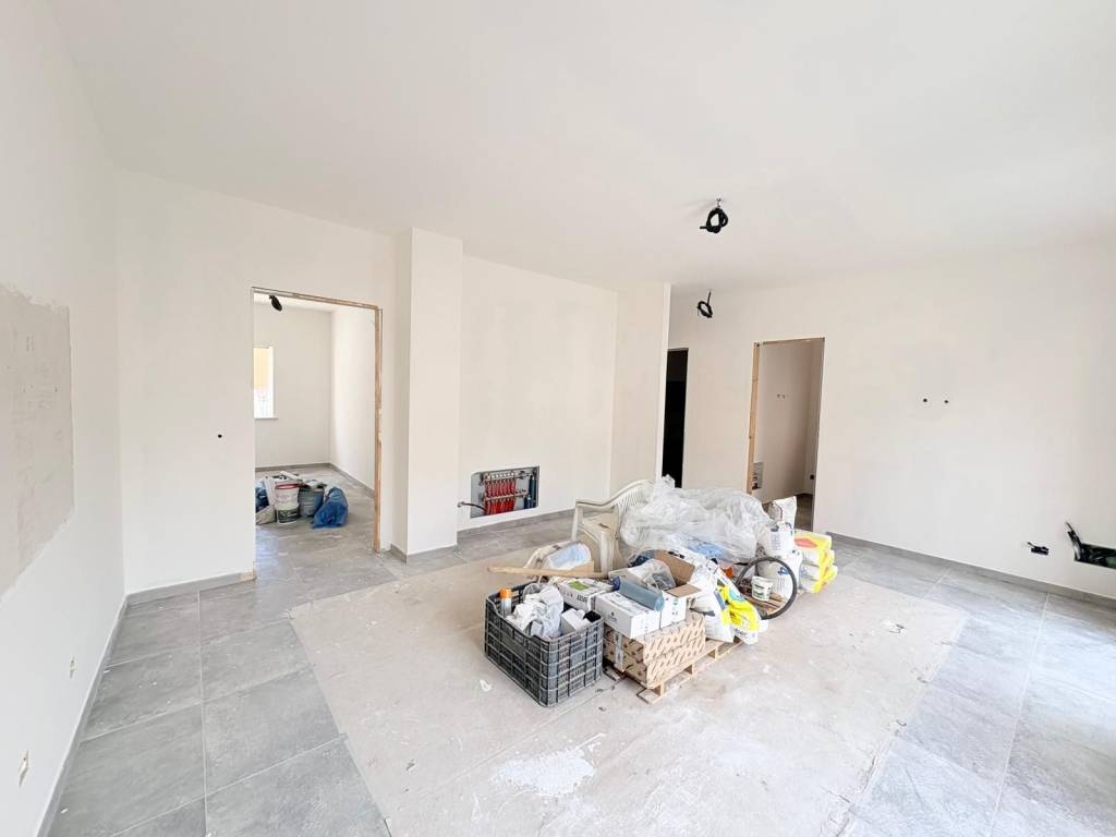 Casa indipendente a Guidonia montecelio in Via Calabria, 27 - Foto 2