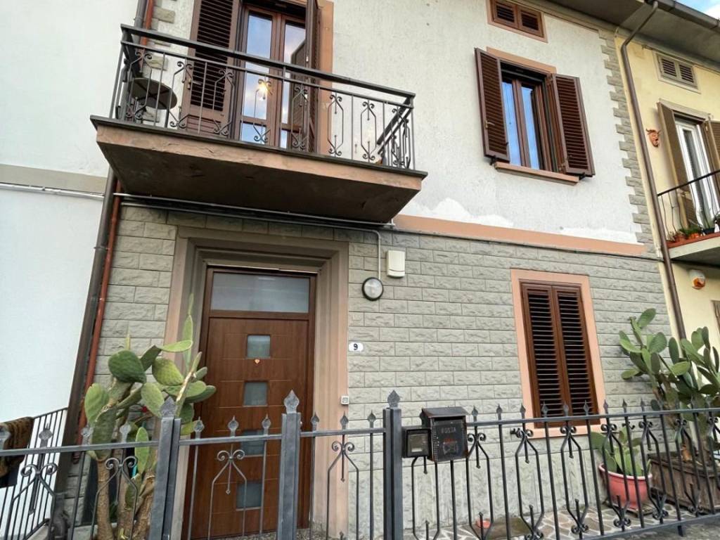 Casa indipendente a Prato in Via 29 Maggio, 9 - Foto 2