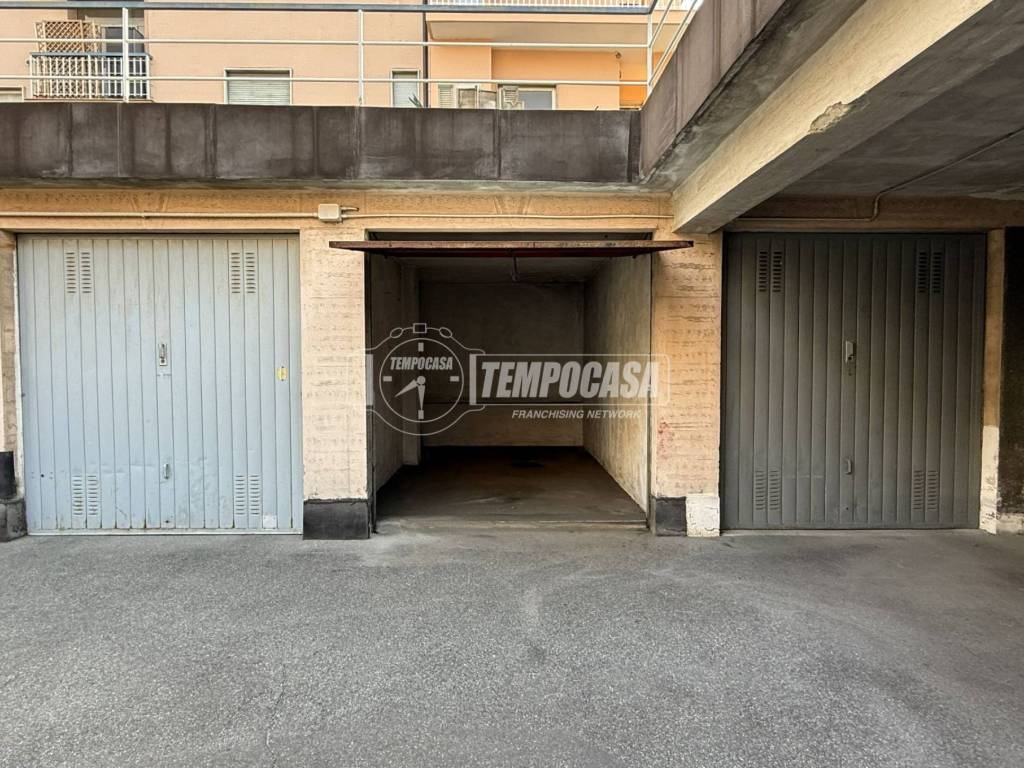 Box / garage a Collegno in Via Cesare Battisti, 2 - Foto 2