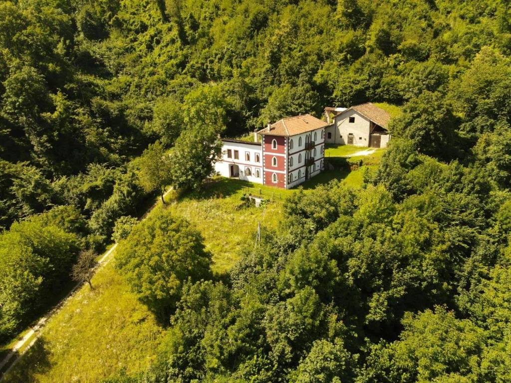 Villa a Feltre in Via Vallarghe, 20 - Foto 4