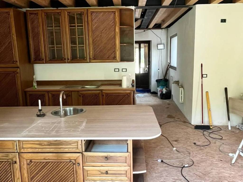 Villa a Feltre in Via Col Pilon, 19 - Foto 2