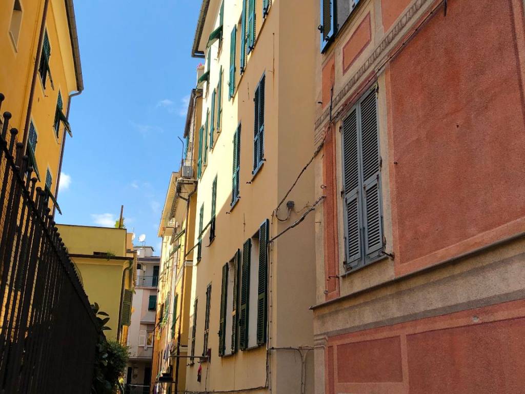 Appartamento a Genova in Salita della Fava Greca, 6 - Foto 3