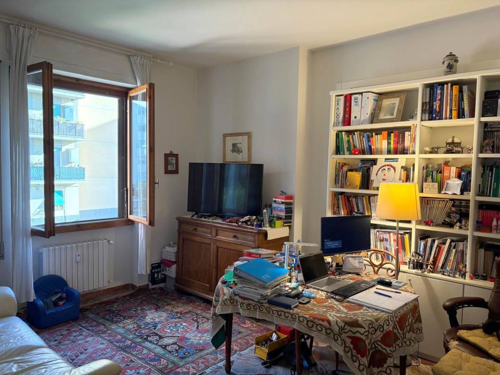 Appartamento a Scandicci in Via delle Cascine - Foto 3
