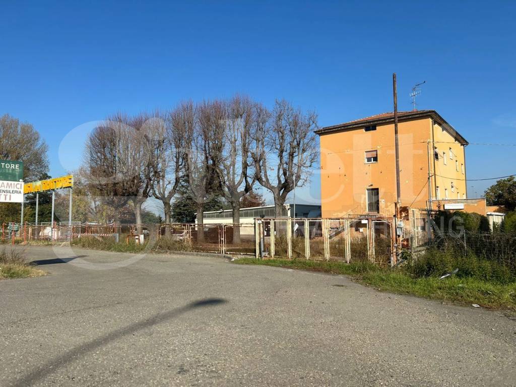 Palazzo / stabile a Bologna in Via Marco Emilio Lepido - Foto 2