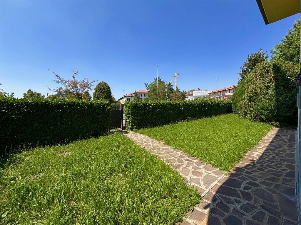 Appartamento a Carnate in VIA GIUSEPPE BAZZINI - Foto 3