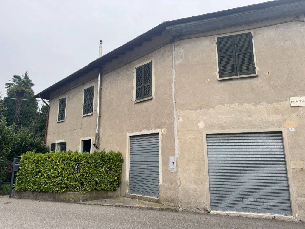 Palazzo / stabile a Binago in Piazza Libertà - Foto 2