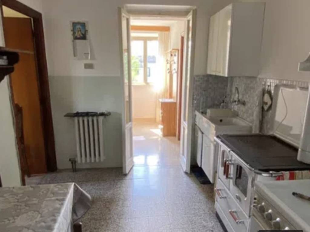 Appartamento a Monte roberto in Via Trento - Foto 2